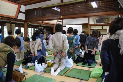 座り方実習２.JPG