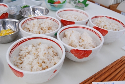 808夏麦ご飯.JPG